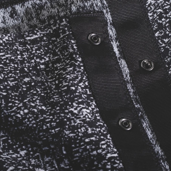 Lululemon Vinyasa Scarf - Picture 4 of 4